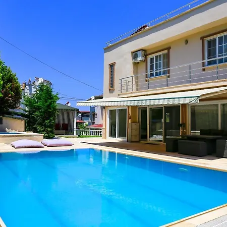 Turkan Villa Kuşadası