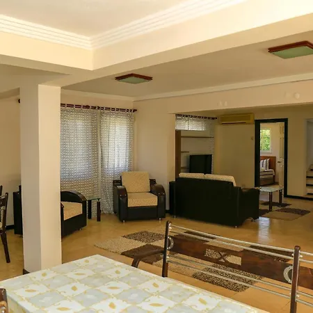 Vila Turkan Kusadası